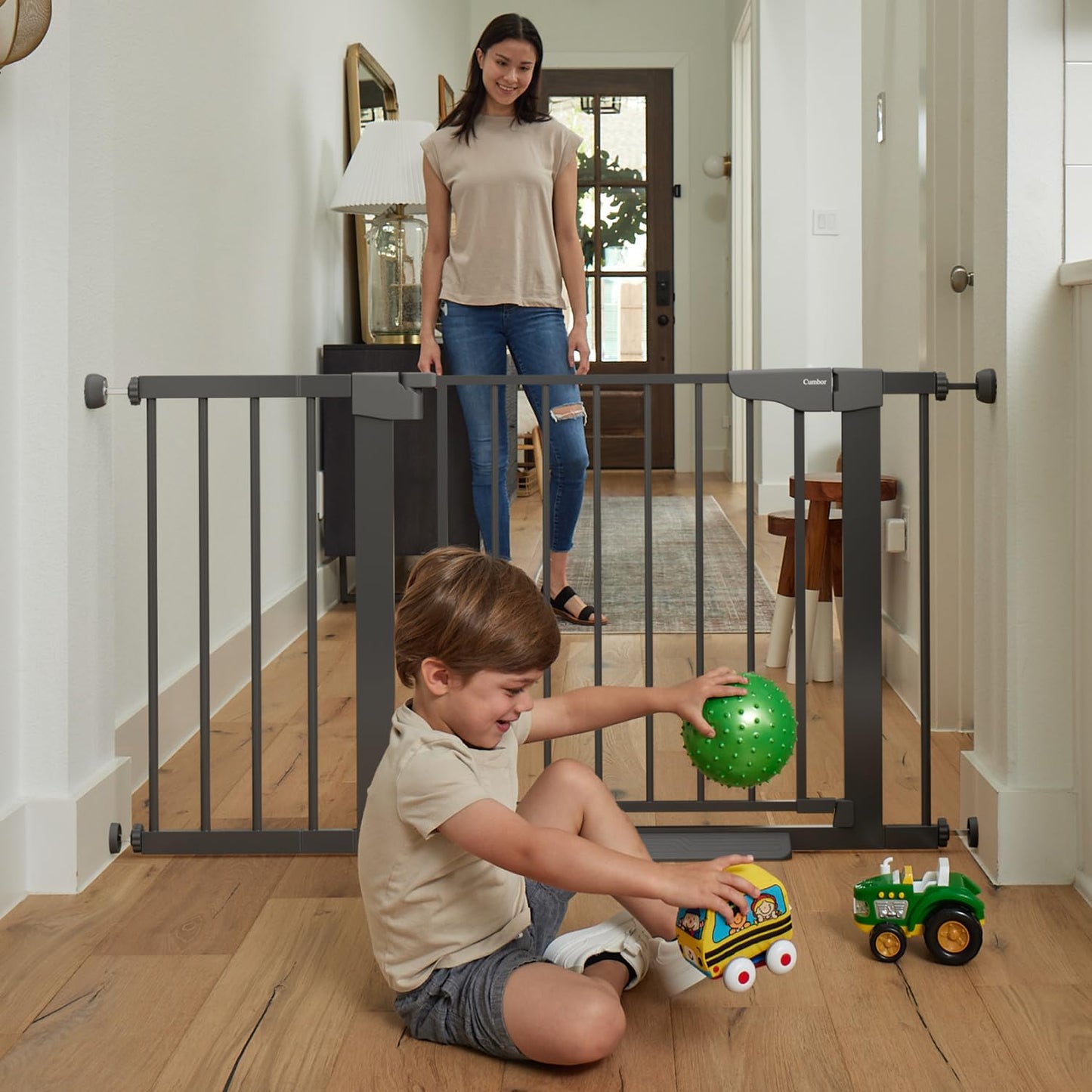 Cumbor 29.7-46" Baby Gate for Stairs, Mom's Choice Awards Winner-Auto Close Dog Gate for The House, Gifts for Mom, Easy Install Pressure Mounted Pet Gates for Doorways, Black