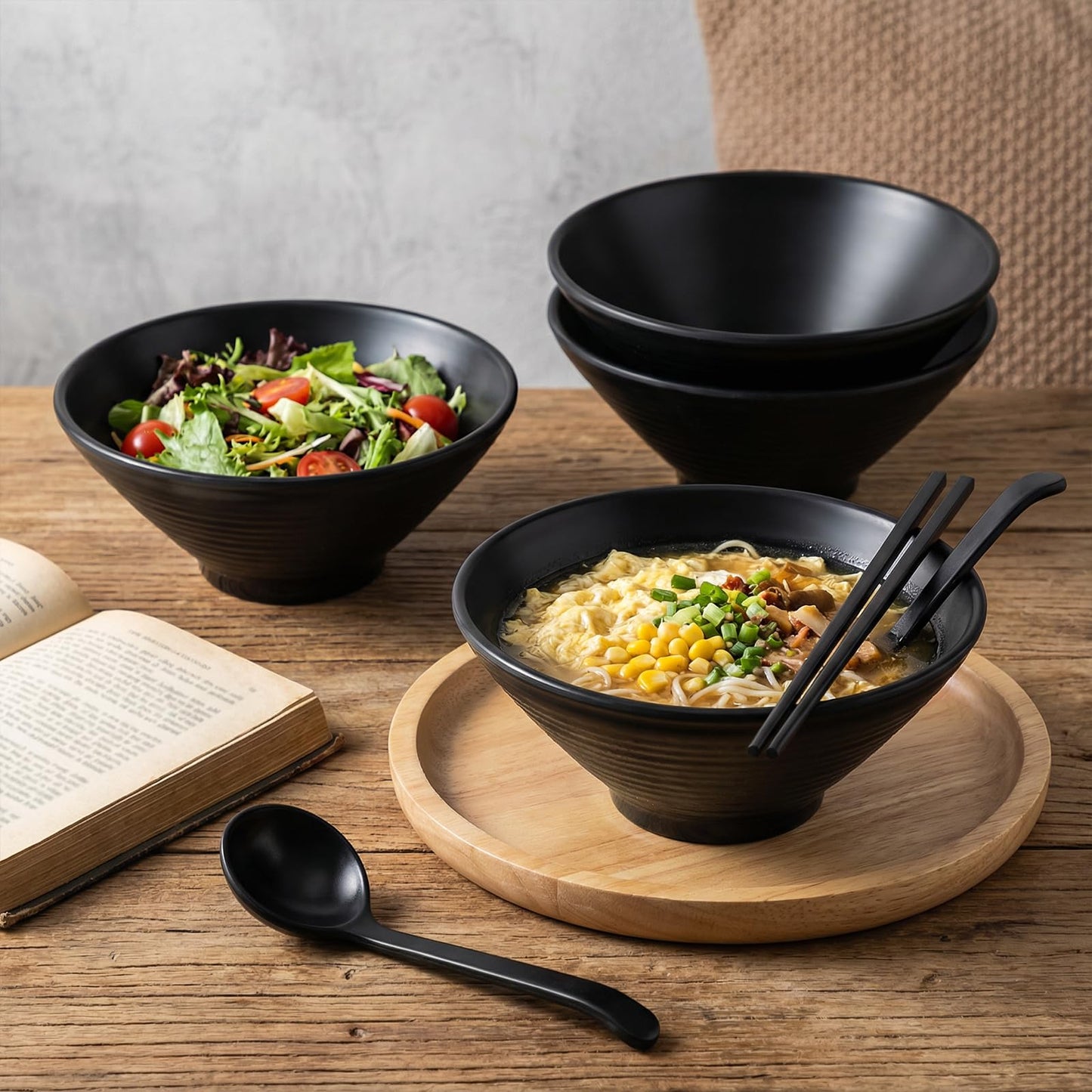 Lyksgir Set of 4 Ramen Bowl Sets, Japanese Style Melamine Bowls and Spoons Set, Black Large Noodle Soup Bowls Sets with Spoons and Chopsticks for Pho Thai Udon Soup Noodles Rice (Black 54 oz)