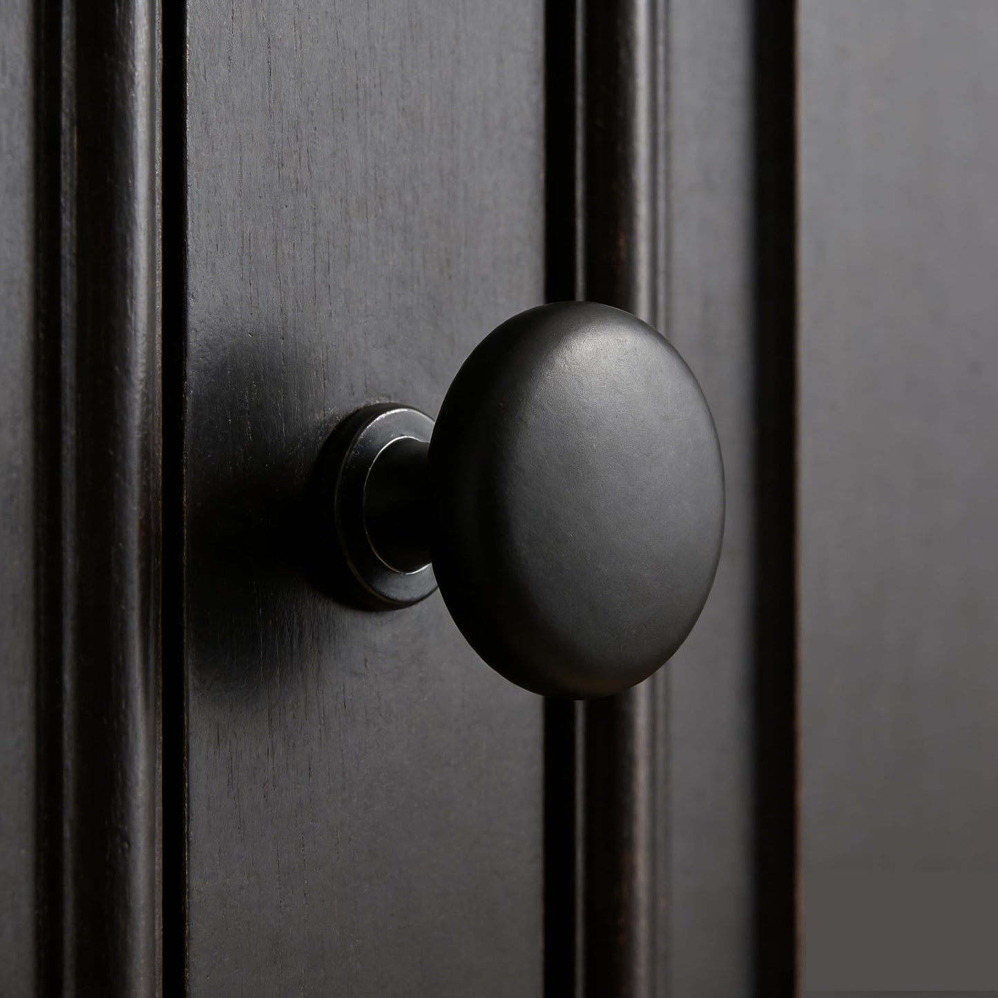 XZCJG 6 Pack 1-1/4 inch Kitchen Cabinet Knobs Black Dresser Zinc Pulls Door Drawer Handles for Dresser Drawers