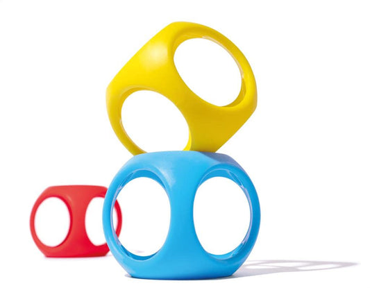 MOLUK 43420 Oibo Gripping and Teething, Play Ball, Stacking Game, Baby Toy from 0+ Months, 3 Pieces, Primary Colours, Yellow, Red, Blue