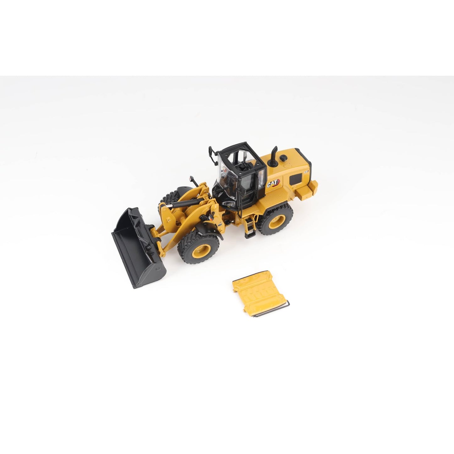 1:50 Scale Cat 930 Wheel Loader | High Line Series Cat Trucks & Construction Equipment | 1:50 Scale Model Diecast Collectible Model 85779