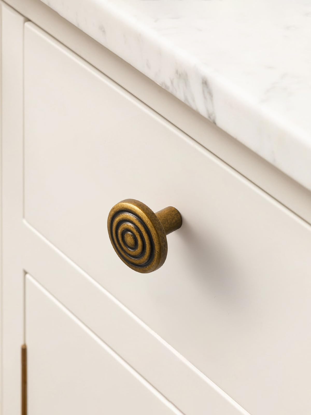 JIASENBAO 10 Pack Antique Brass Cabinet Knobs Round Vintage Drawer Pulls Circle Bathroom Dresser Handles Hardware Zinc Alloy