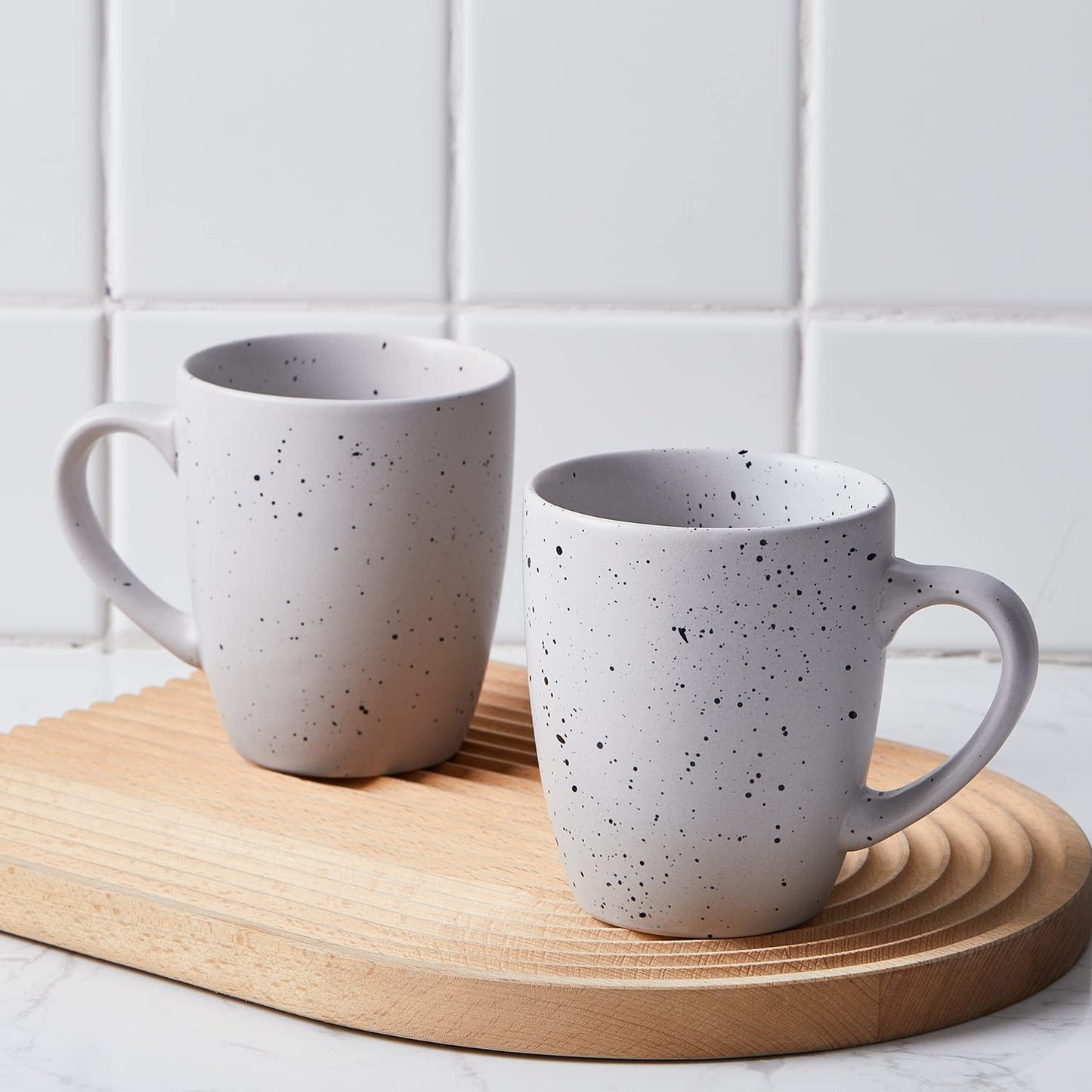 Stone Lain Jade Stoneware 16 Piece Dinnerware Set, Home Kitchen Dish Set with Dinner Plates, Salad Plates, Bowls, & Mugs - Service for 4, Light Grey