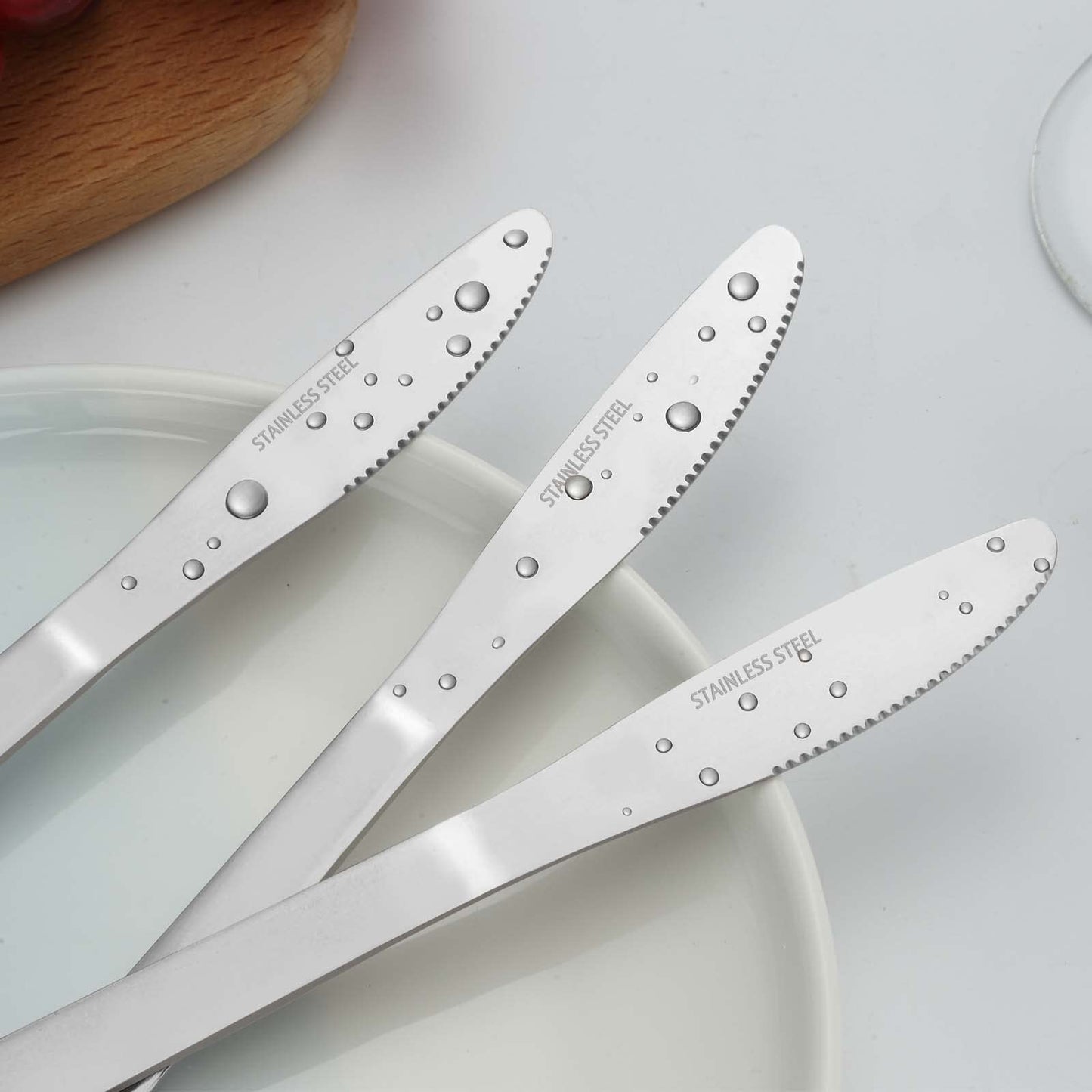 Funnydin 36 Pieces Dinner Knives Set, 8.1 Inches Table Knives Set, Durable Butter Knife, Food Grade Stainless Steel Dinner Knife, Cost-effective Silverware - Mirror Polished, Dishwasher Safe