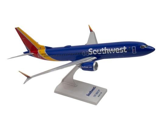 Daron Skymarks Southwest Airlines Boeing 737 MAX 8 1:130 Scale Model with Wi-Fi Dome and Stand