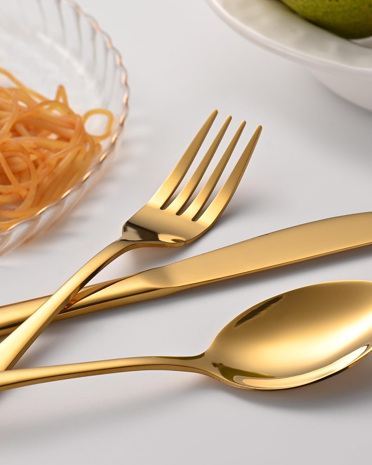 ERVILO 60 Piece Gold Silverware Set - Service for 20, Stainless Steel Flatware Cutlery Set Include Knife Spoon Fork, Mirror Polished Gold Utensils for Wedding, Restaurant, Home, Dishwasher Safe