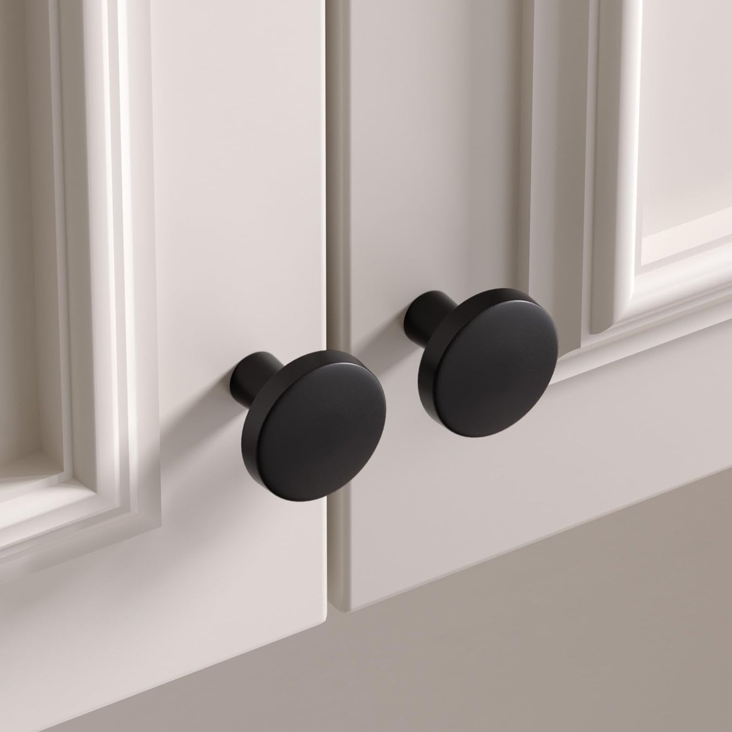 goldenwarm 5 Pack Matte Black Cabinet Knobs for Kitchen Hardware Handles Round Dresser Drawer Knob for Closet Bifold Modern Cabinets Pulls,1.27 Inch