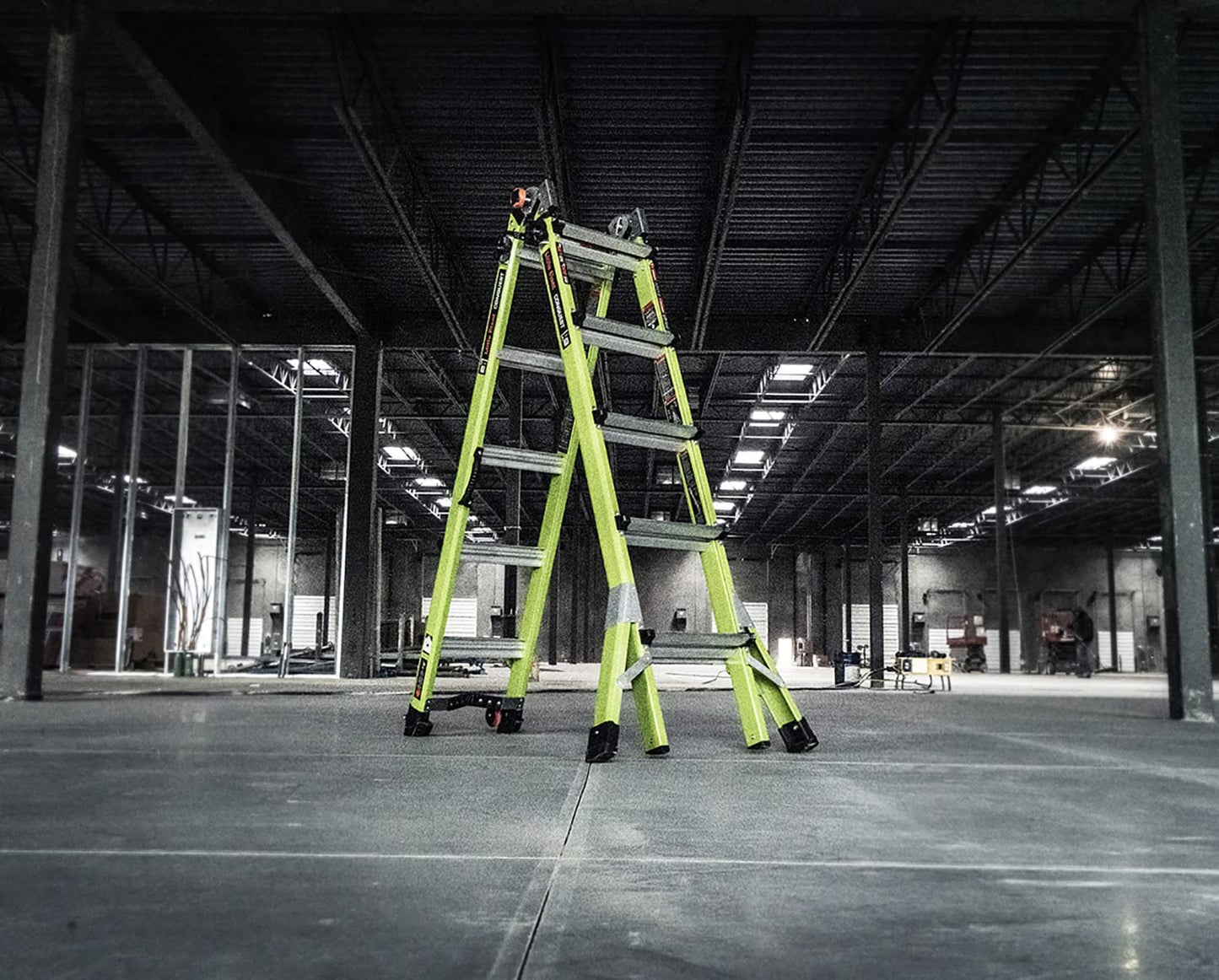 Little Giant Ladders Systems Conquest 2.0, M22, 22ft, Multi-Position Ladder, Fiberglass, Type 1A, 300 lbs Weight Rating, (17122-001), Green