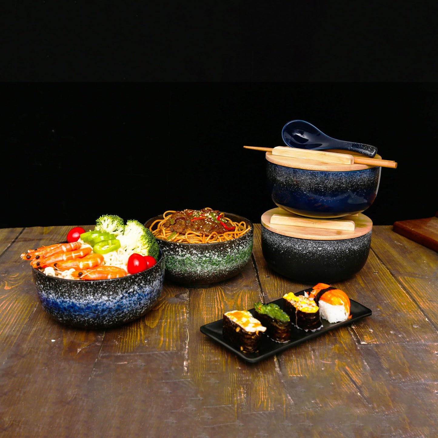 Japanese Ceramic Ramen Bowls Set with Ceramic Spoon, Chopsticks，Lid，38 Ounces Large Capacity Rice Noodle Ramen Bowl for Pho Soup Pasta Salad，Microwavable Oven Safety (Blue)