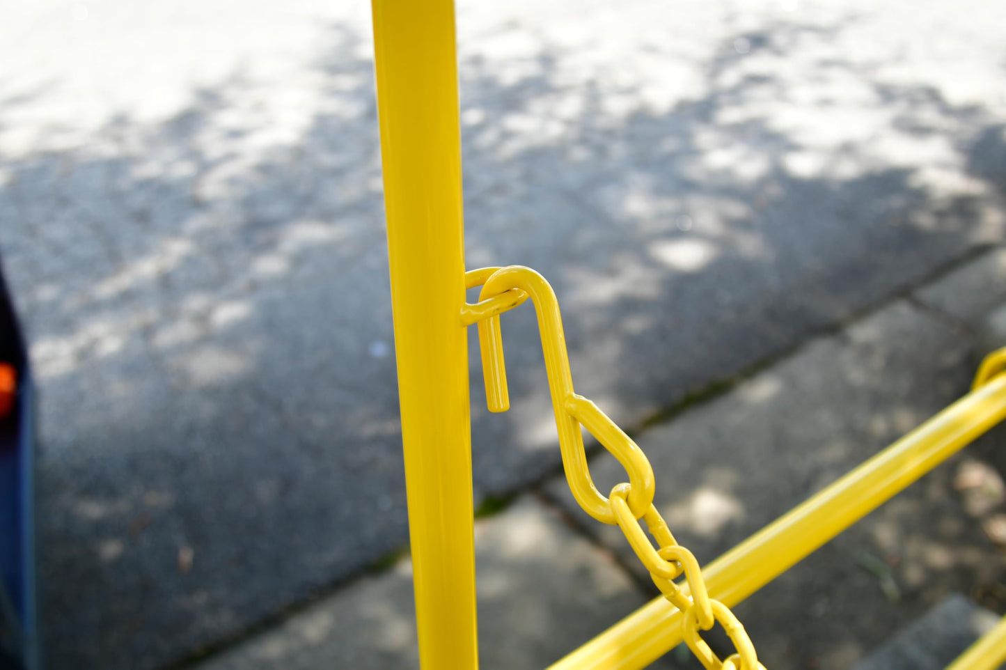 Allegro 9401 | Manhole Guard Rail | 33” x 33” x 42.25” | Safety Yellow Steel | Collapsible, One-Piece, No-Tools Assembly | OSHA Temporary Barrier Railing | High Visibility | 39 lbs