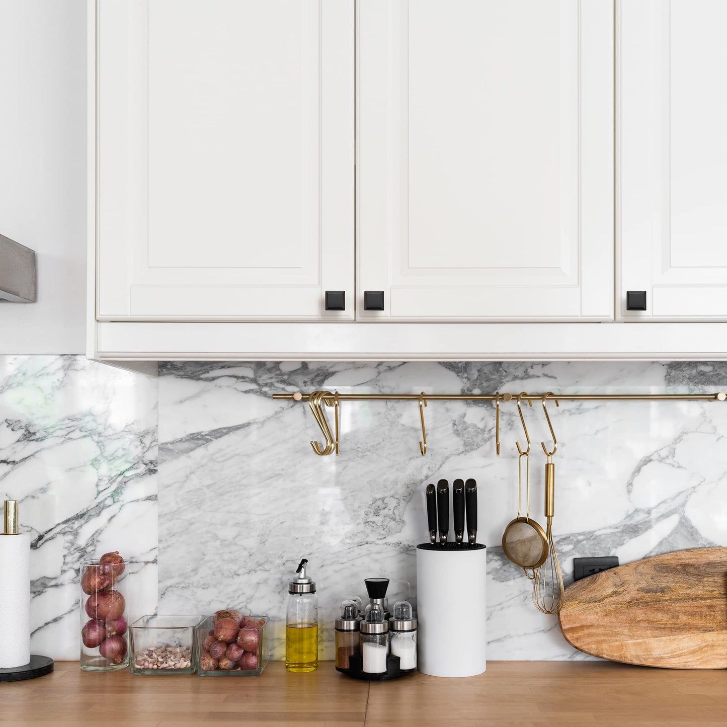 Ravinte 10 Pack Matte Black Square Kitchen Cabinet Knobs,Zinc Solid Drawer Pulls,Farmouse Cabinet Handles for Cupboard, Dresser, Closet and Bathroom, Modern Cabinet Hardware for Cabinets