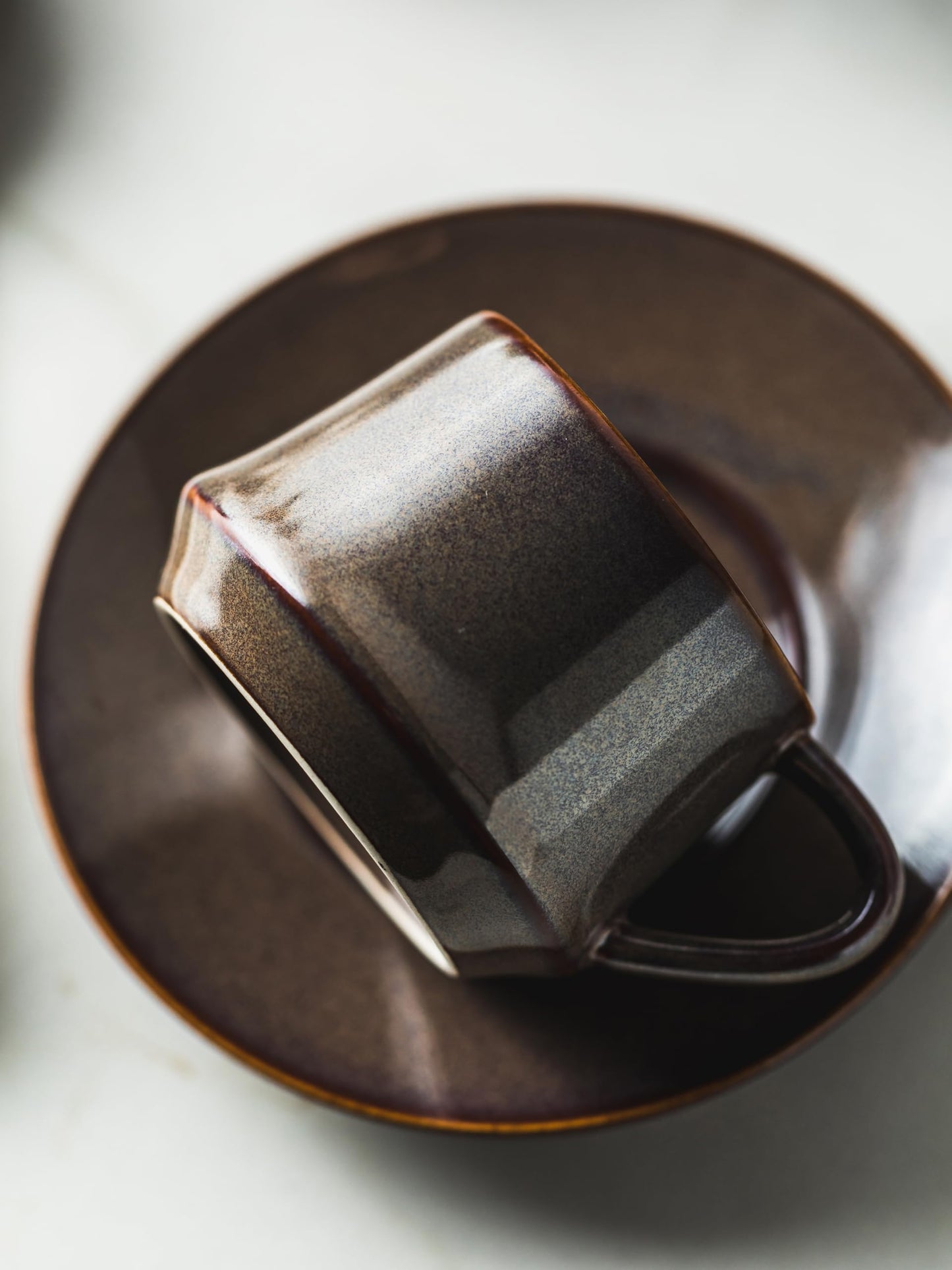 YHOSSEUN Espresso Cups 4 Oz, Porcelain Coffee Cups Set of 6 Espresso Cup with Saucers, Meatal Stand, and Stir Spoons, Brown Expresso Shots Cup