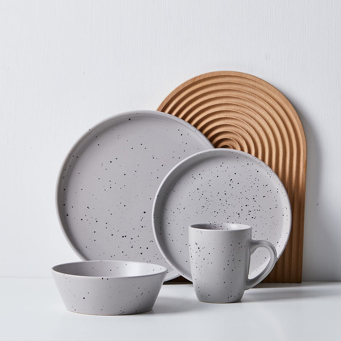 Stone Lain Jade Stoneware 16 Piece Dinnerware Set, Home Kitchen Dish Set with Dinner Plates, Salad Plates, Bowls, & Mugs - Service for 4, Light Grey