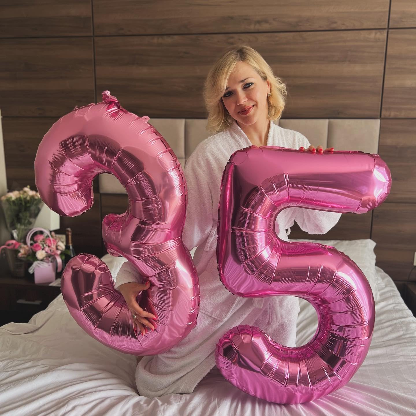 Pink Number Balloon by [Brand Name] - 40 Inch 0 Balloon for Birthday Decorations | Perfect Party Supplies for Women