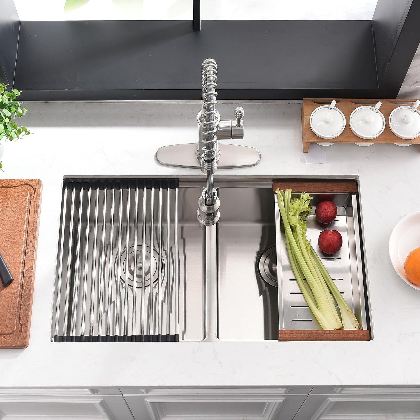 SOMRXO 32 Inch Double Bowl Kitchen Sink Undermount - 32x19 Undermount Workstation Sink 16 Gauge Stainless Steel 10 Inch Deep Double Bowl Kitchen Sinks