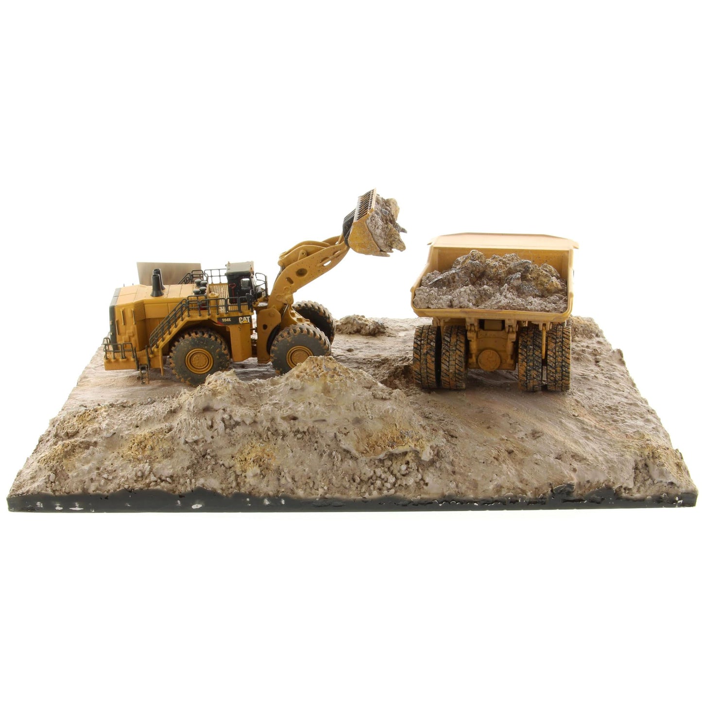 Diecast Masters 1:125 Scale Weathered 994K Wheel Loader & CAT 797 Mining Truck | Weathered Series Cat Trucks & Construction Equipment Model 85762