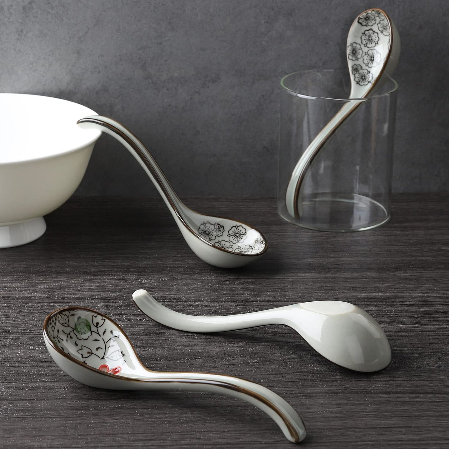Ceramic Soup Spoons Set of 4 Porcelain Japanese Soup Spoon Long Handle Asian Soup Spoon Sets for Pho Ramen Noodles Wonton Dumpling Rice (Model 2#)