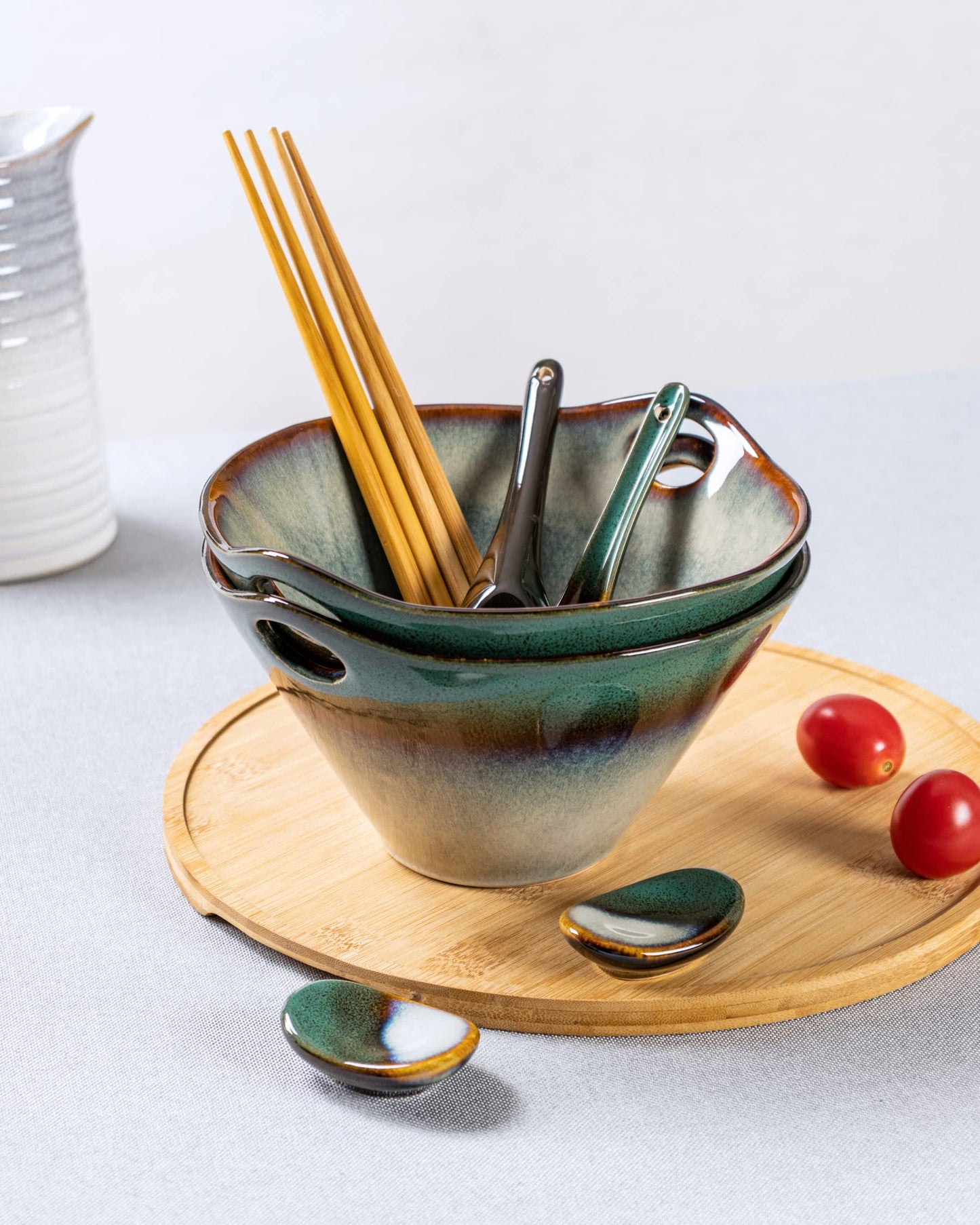 HENXFEN LEAD Japanese Ramen Noodle Bowl Set of 2-30 Oz Large Porcelain Salad Bowls with Chopsticks, Soup Spoons and Rests, Kitchen Serving Dishes for Pho, Udon - Reactive Green