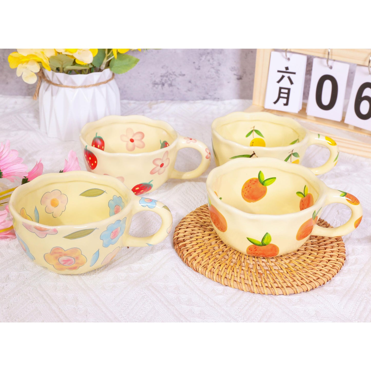 4 pcs Ceramic Coffee Mug 8.5oz Cute Floral Coffee Mug Retro Floral Cup with Handle Spoon Irregular Latte Art Cup Valentine's Day Gift Office Home Dishwasher and Microwave Safe (4-piece set A)