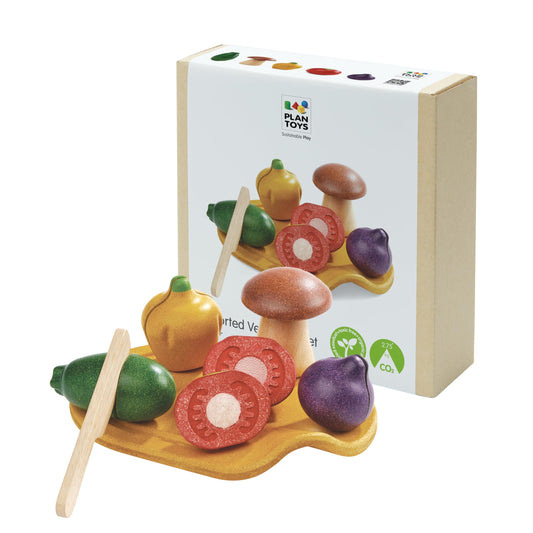PlanToys® Wooden Assorted Vegetable Set | Montessori Play Food for Toddlers | Includes Tomato, Mushroom, Shallot, Bell Pepper & Cucumber with Tray & Knife | Eco-Friendly Pretend Cooking & Roleplay Toy