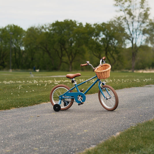 Retrospec Beaumont Mini 16in Kids Bike with Training Wheels & Basket - Beginner Bicycle for 4-6 Year Olds, Low-Profile Frame, V-Brakes & Safety Bell