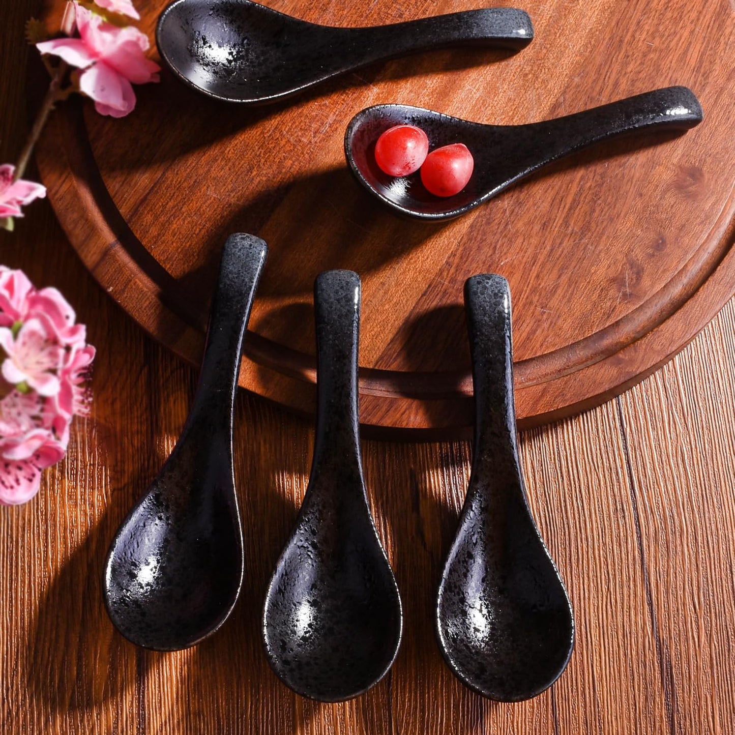 Whitenesser 5-Piece Japanese Ceramic Soup Spoon Set, Premium Reactive Glaze Ramen Spoons, 5.3" Elegant Black Spoons for Miso, Wonton, Rice, Pho, Dishwasher Safe