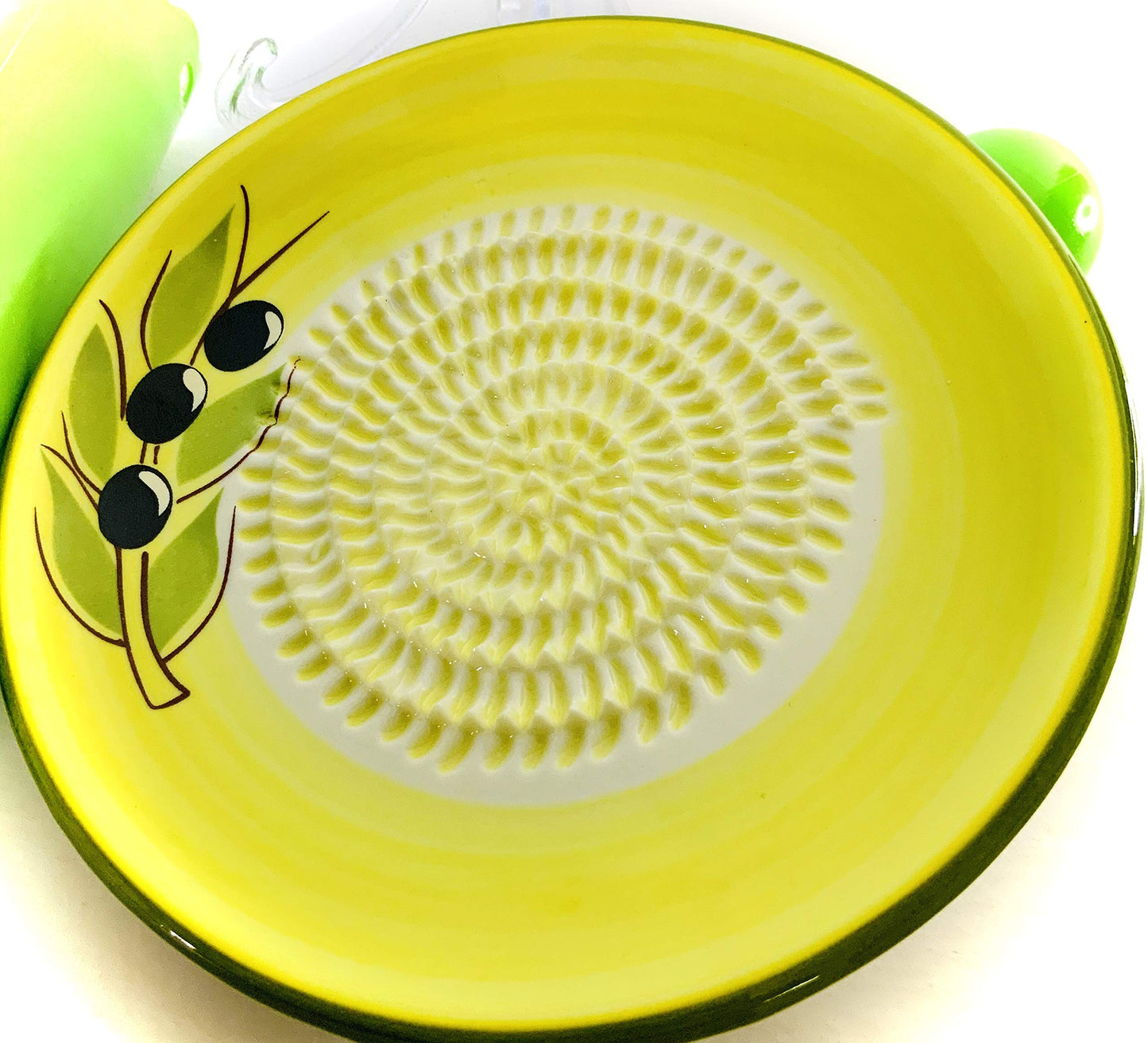BonCera, All-in-one Premium Ceramic Garlic Grater Plate 4-Piece Set - Yellow Olive Design, Classic Style - For Garlic, Ginger, Chocolate, and more! - Comes with 5.25" Plate, Peeler, Brush, and Stand