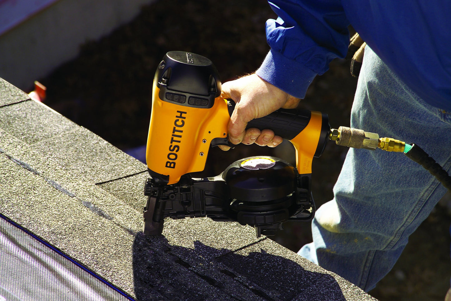BOSTITCH Coil Roofing Nailer, Roofing Nail Gun, Fast Reloading, 3/4-Inch to 1-3/4-Inch (RN46)